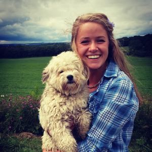 Meet your Posher, Emily